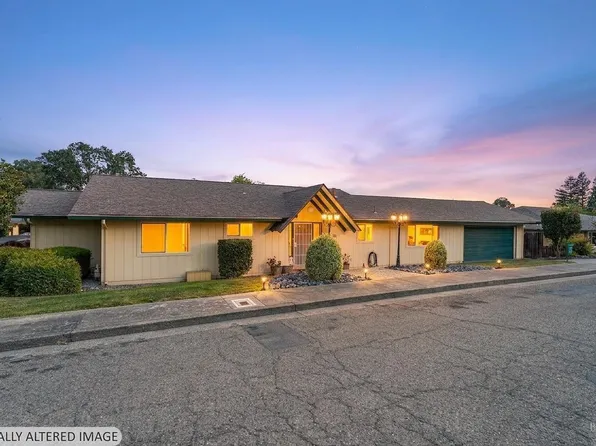 30 Highland Court, Ukiah, CA 95482