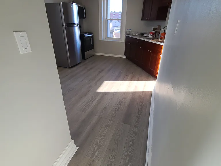 339 Chestnut St #302 — Photo 8