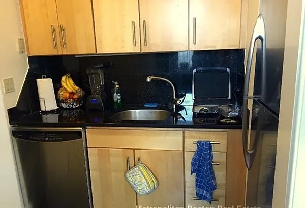 42 Beach St #7D — Photo 3