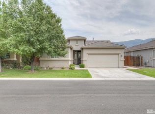 909 Lakeview Dr, Dayton, NV