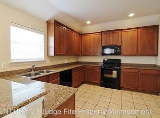 101 Falcons Eye Ct, Weatherford, TX 76087