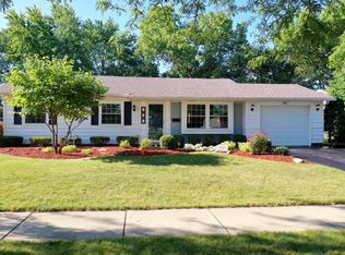 191 E Farmgate Ln, Palatine, IL 60067