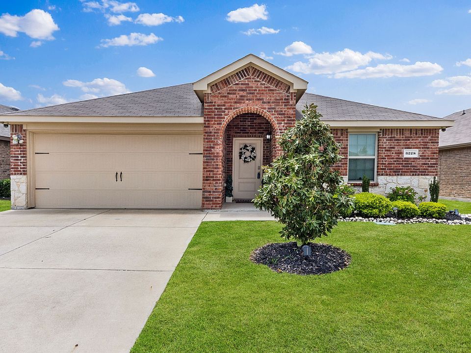 1st image of 3228 Everly Dr