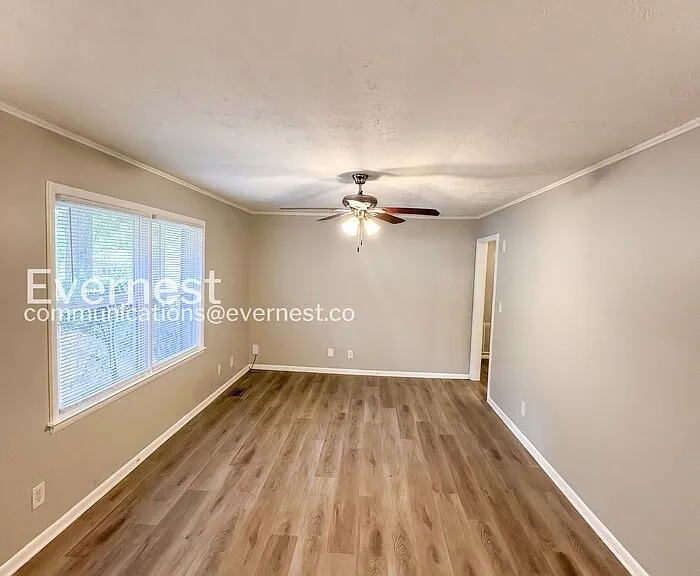 515 Landers St — Photo 16
