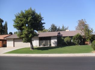 6909 School House Ln, Bakersfield, CA 93309