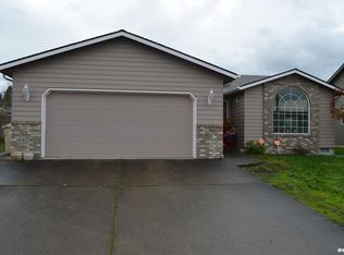 3962 Azalea Ave SE, Albany, OR 97322