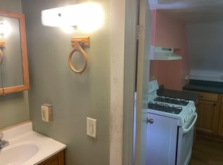 92 E Allen St, Winooski, VT 05404