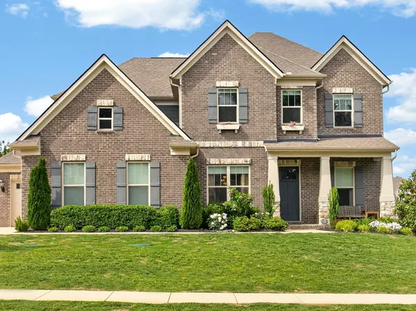 3229 Chase Point Dr, Franklin, TN 37067
