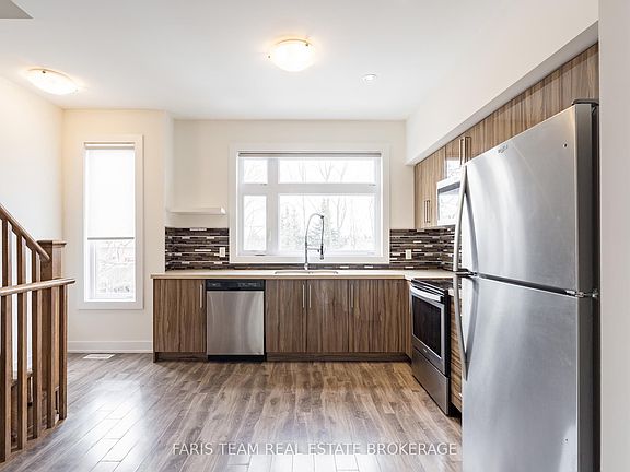 3rd image of 540 Essa Rd #52