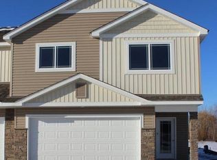 8589 Gateway Cir, Monticello, MN 55362