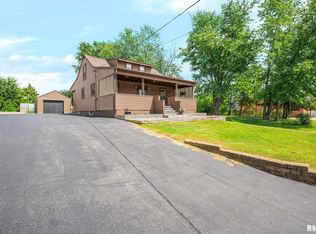 4222 S Lafayette Ave, Bartonville, IL 61607