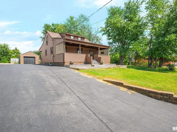 4222 S Lafayette Ave, Bartonville, IL 61607