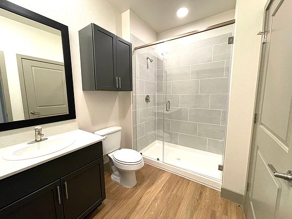 5th image of 750 E Olympic Dr #6122