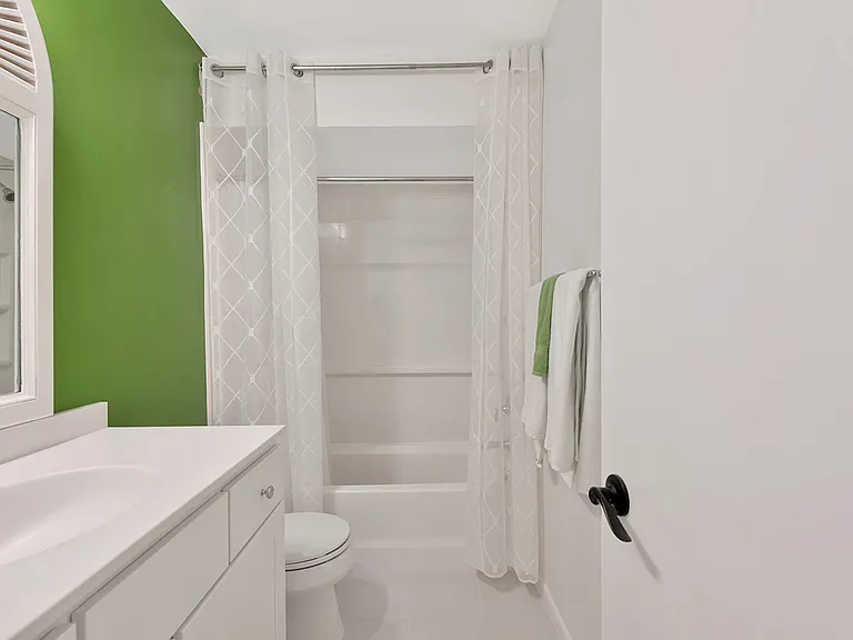 900 Jasmine Ln #103B — Photo 20