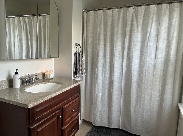 210 Paxson Ave — Photo 9