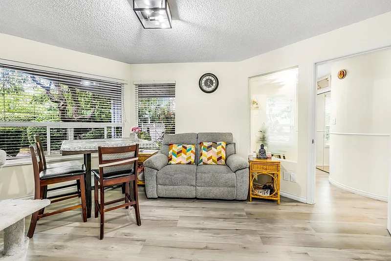 Thumbnail 17