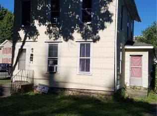 14 Maple St, Lyons, NY 14489