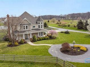 3290 Stewart Rd, Lima, OH 45801