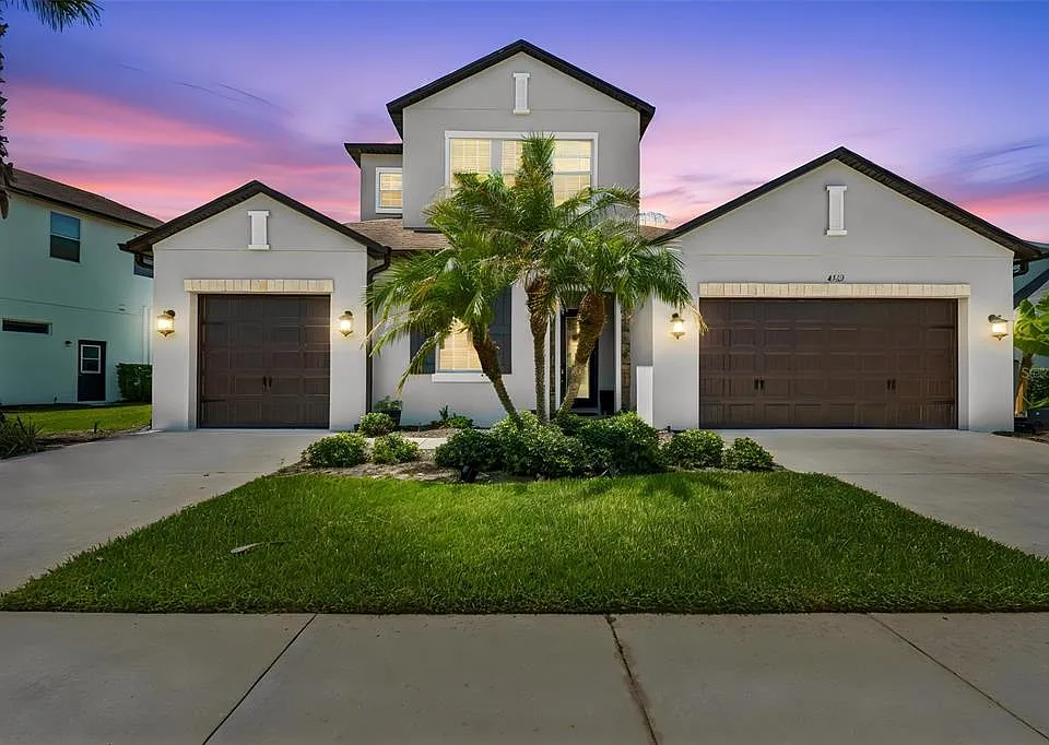 4123 Windcrest Dr