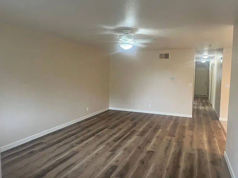 2898 College Blvd — Photo 10