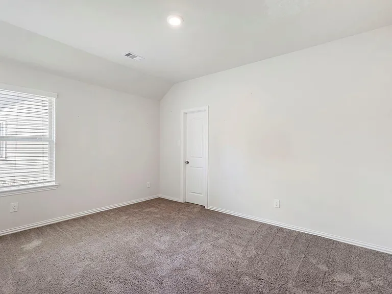 28068 Dove Chase Dr — Photo 28