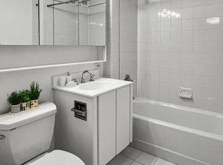 301 Elizabeth St #102, New York, NY 10012