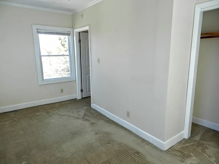 9719 13th View St — Photo 14