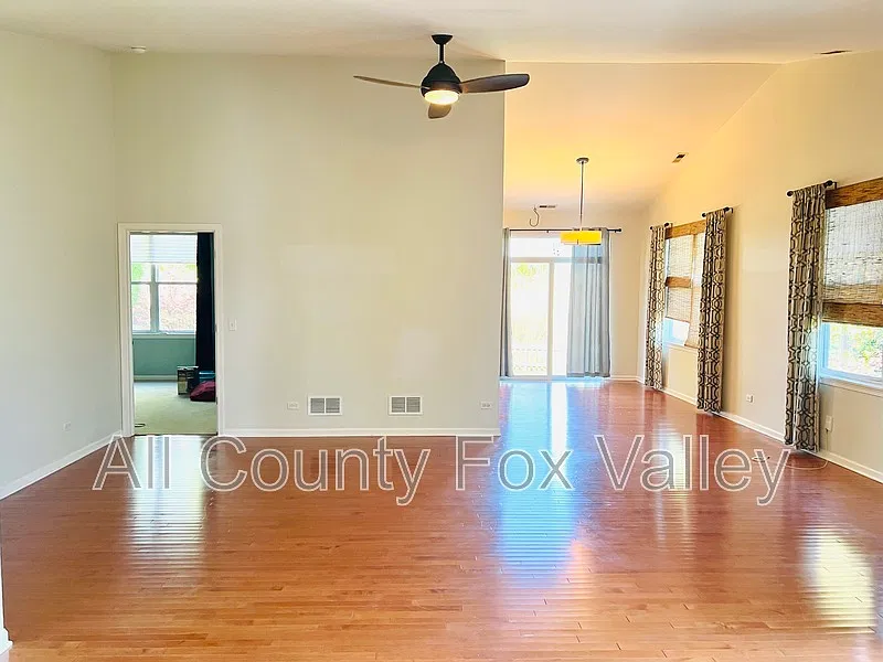 2 bed, 2.0 bath, 1544 sqft, $2,650 — Photo 4