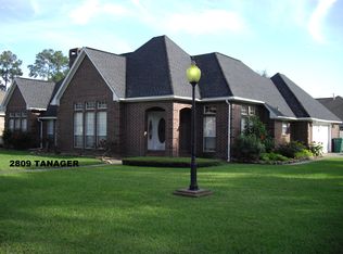 2809 E Tanager Trl, Orange, TX 77632