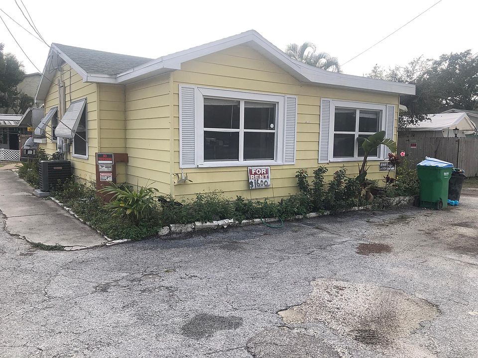 1st image of 6986A 46th Ave N