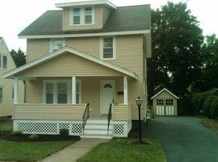 120 Weymouth Rd, Syracuse, NY 13205