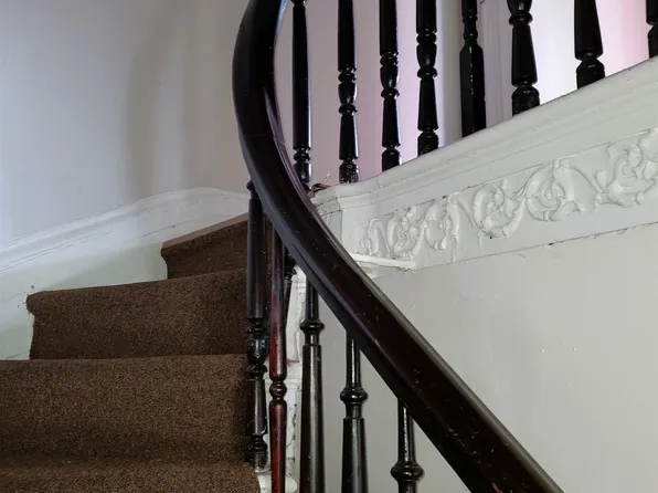 186 Summit Avenue image 10 of 23