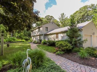 15 Roberts Rd, Boxford, MA 01921