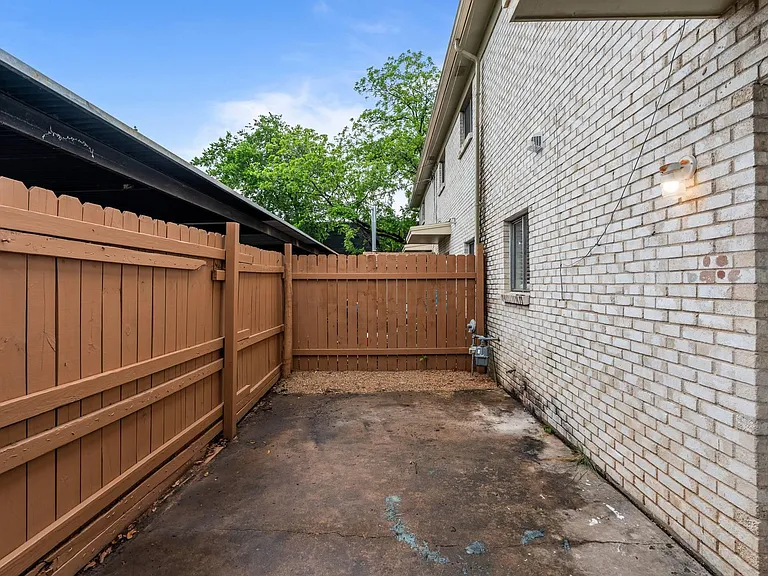 5802 Belmoor Dr #B — Photo 29