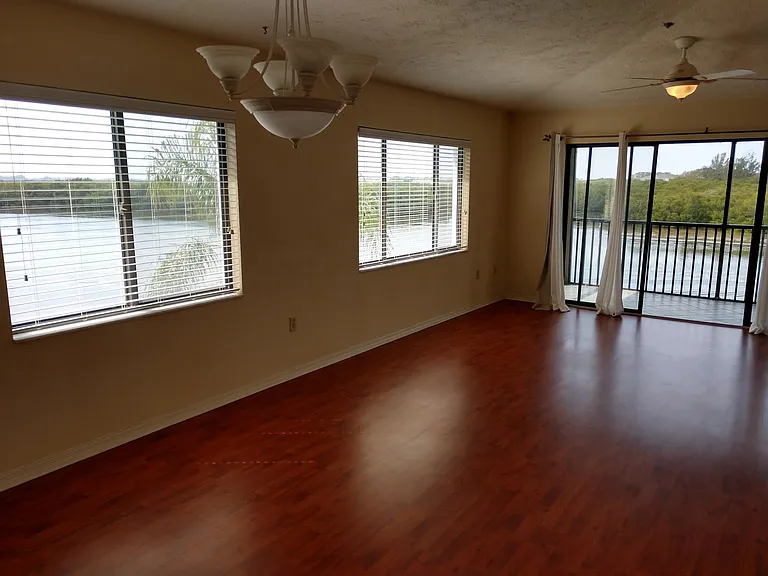 10463 Waterbird Way — Photo 7