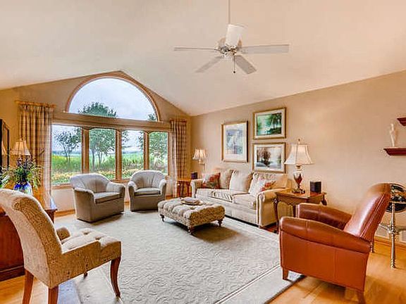 4th image of 16236 Hummingbird Hill Dr