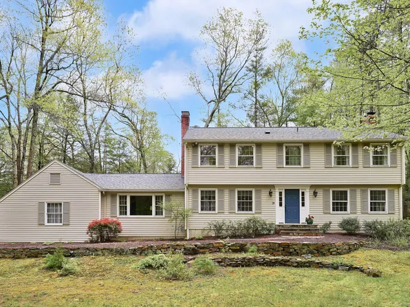 29 Beldenwood Road, Simsbury, CT 06070