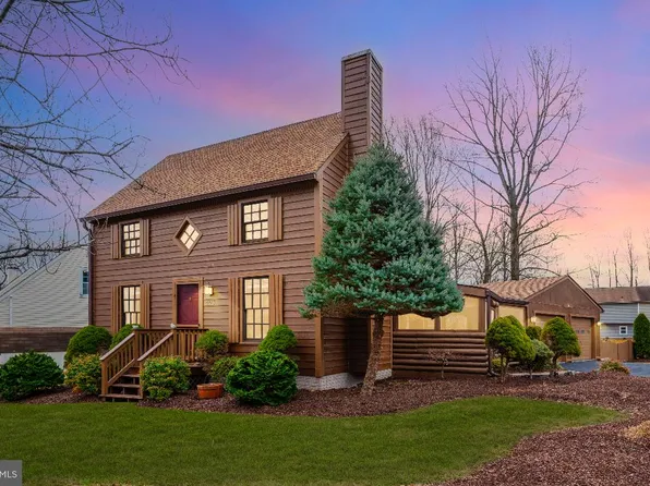 121 Rouzer Ln, Thurmont, MD 21788