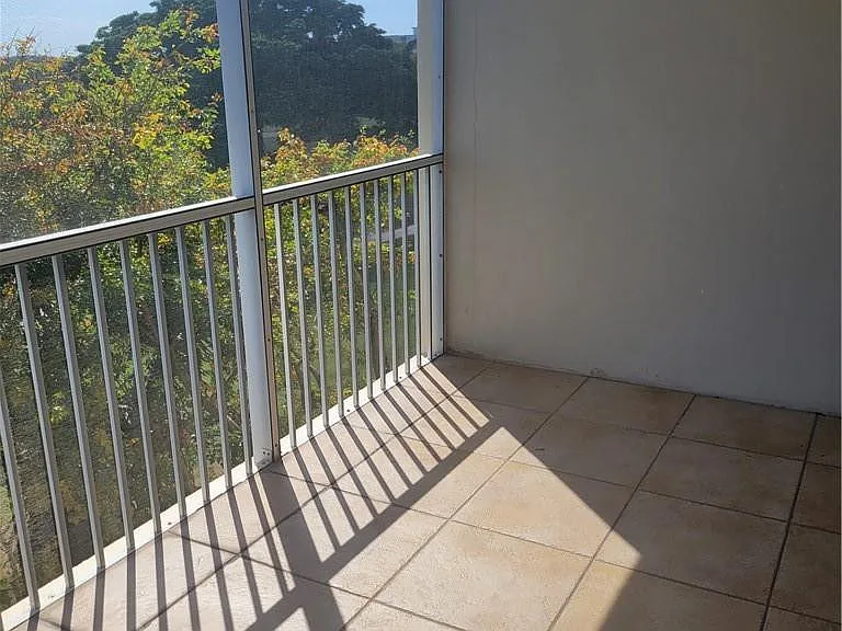 3050 N Palm Aire Dr #508 — Photo 18