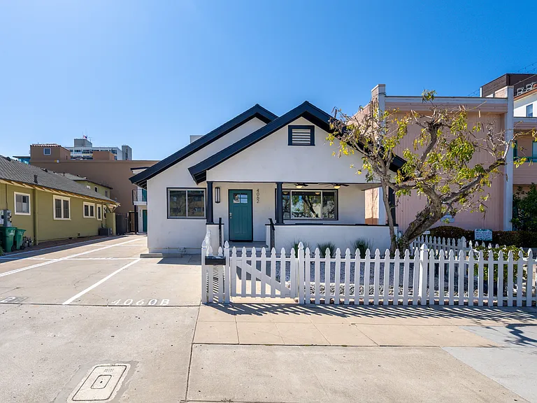 4062 Goldfinch St — Photo 11