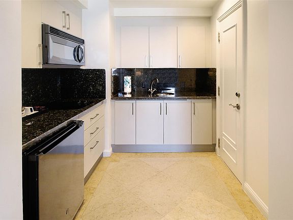 4th image of 601 N Ft Lauderdale Bch Boulevard #1111