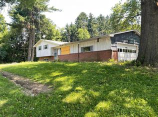 5416 York Ln N, Columbus, OH 43232