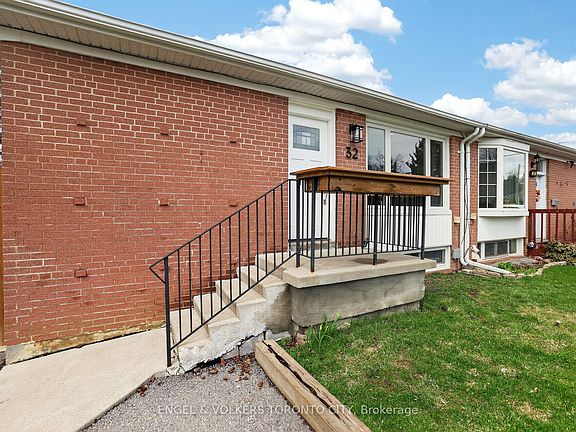 4th image of 32 Davis Rd