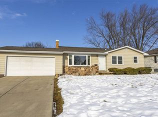 2526 Laurel St, Waterloo, IA 50702