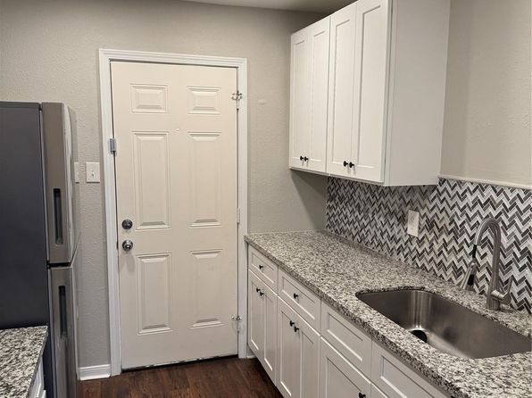 7700 Creekbend Dr APT 72