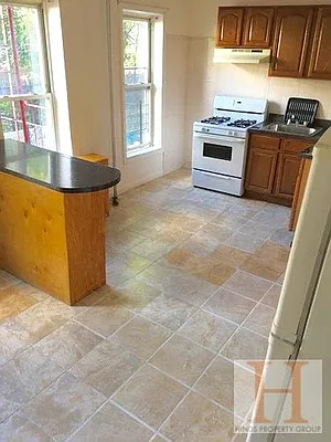 Sold by Hinds Property Group | media 9