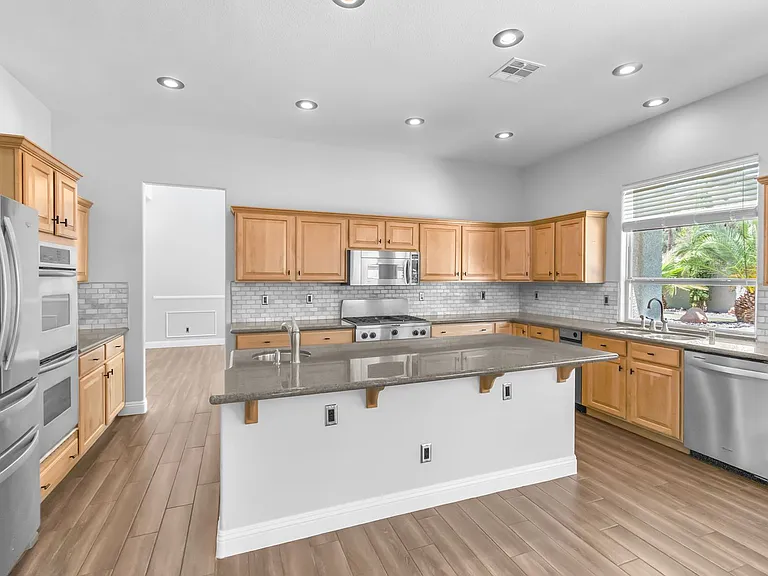 296 Doe Run Cir — Photo 170