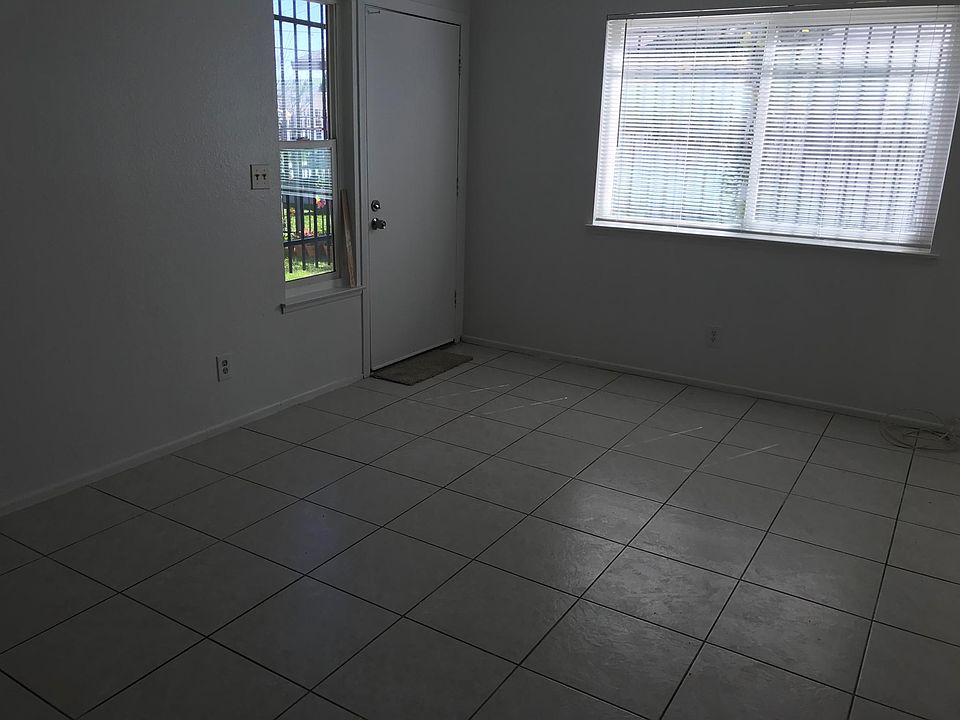 1st image of 1755 Batson Ave APT 3