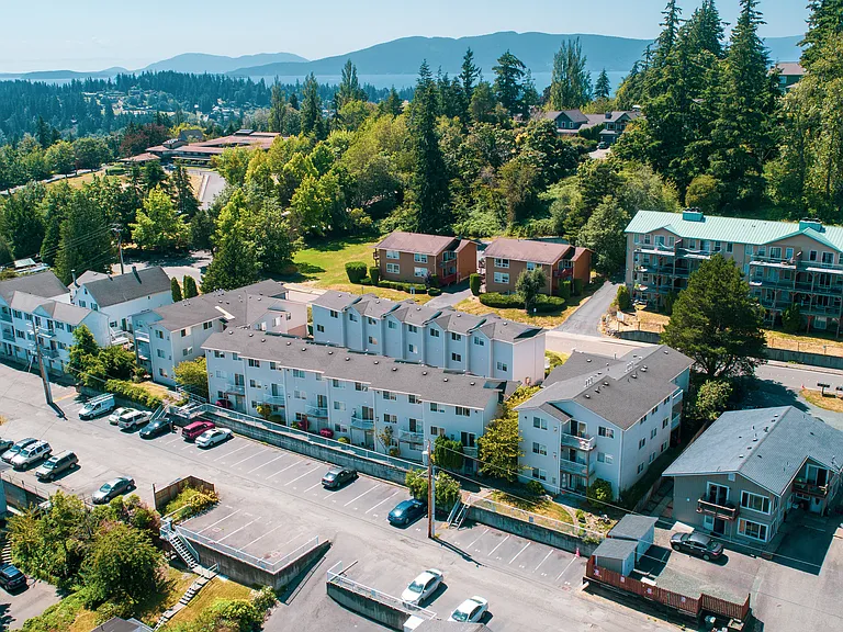 Rowan Grove Apts — Photo 6