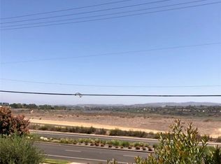 2463 Irvine Ave APT F1, Costa Mesa, CA 92627